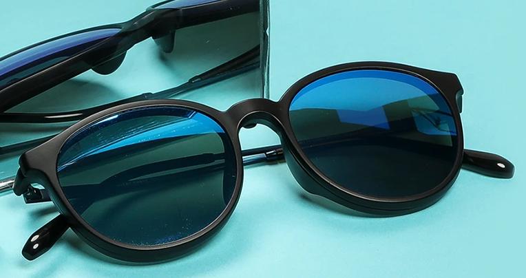 MAGNETIC CLIP ON GLASSES